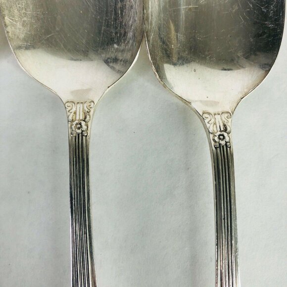 4 Place Oval Soup Spoons Wm A Rogers Oneida Sectional Lido Pattern Silverplate - Picture 7 of 12